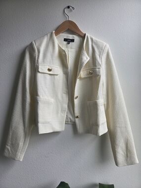 Lulu's Ivory Textured Cropped Blazer with Gold Buttons